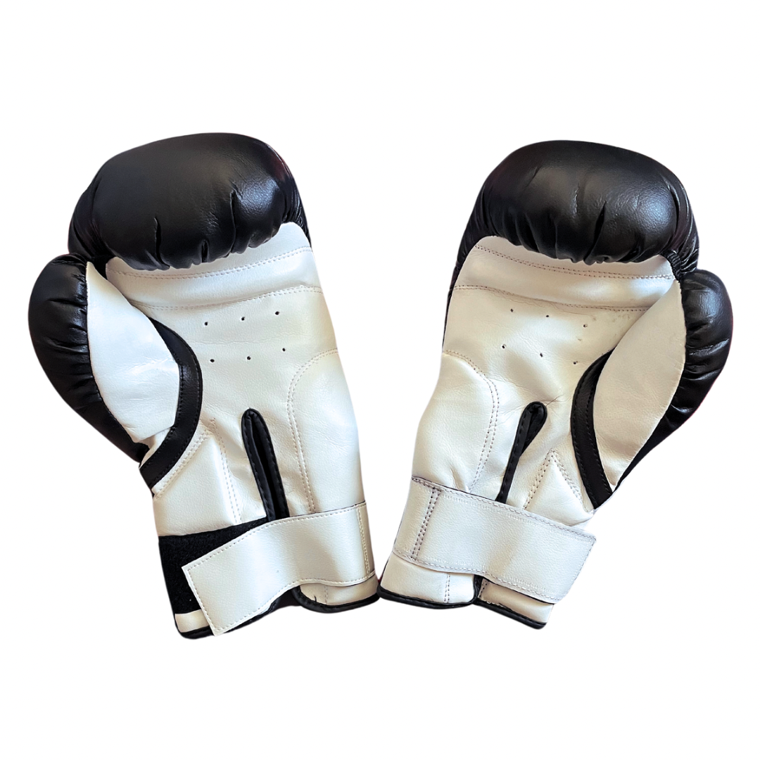 Ring belo crne rukavice za boks